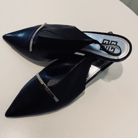 GIVENCHY Black Leather Slingback Kitten Heels - Picture 2 of 12